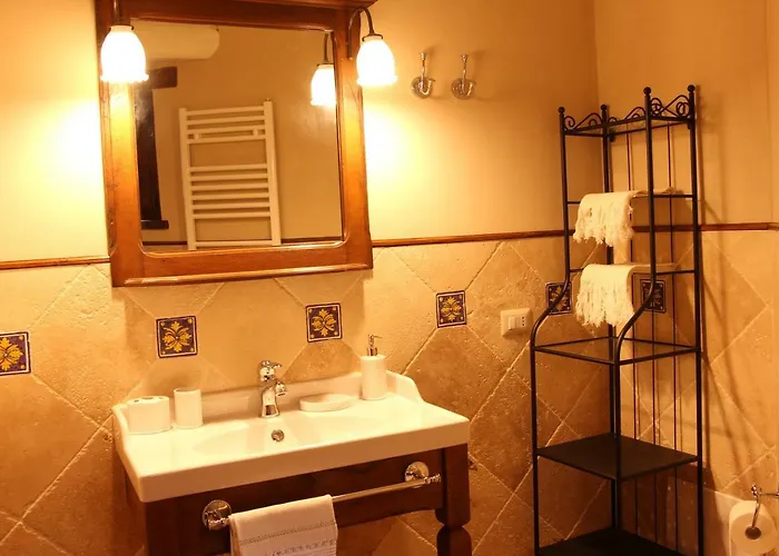 Il Cortile Delle Rose House *